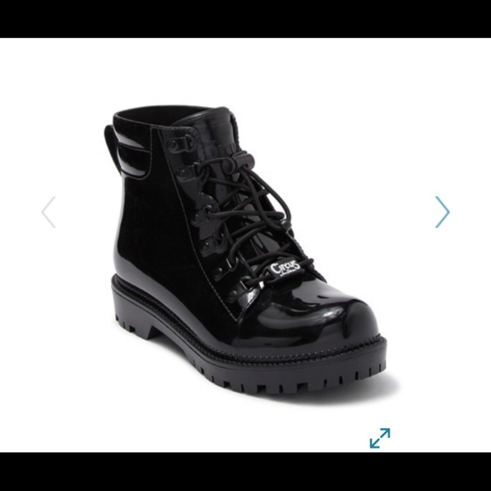 Rain boot